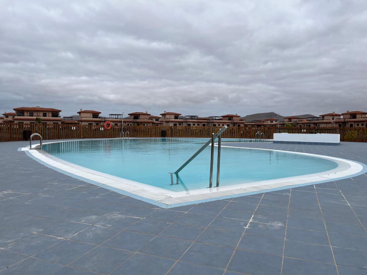 Stillvolle Villa Mit Terrasse, Garten Und Grill Lajares Kültér fotó