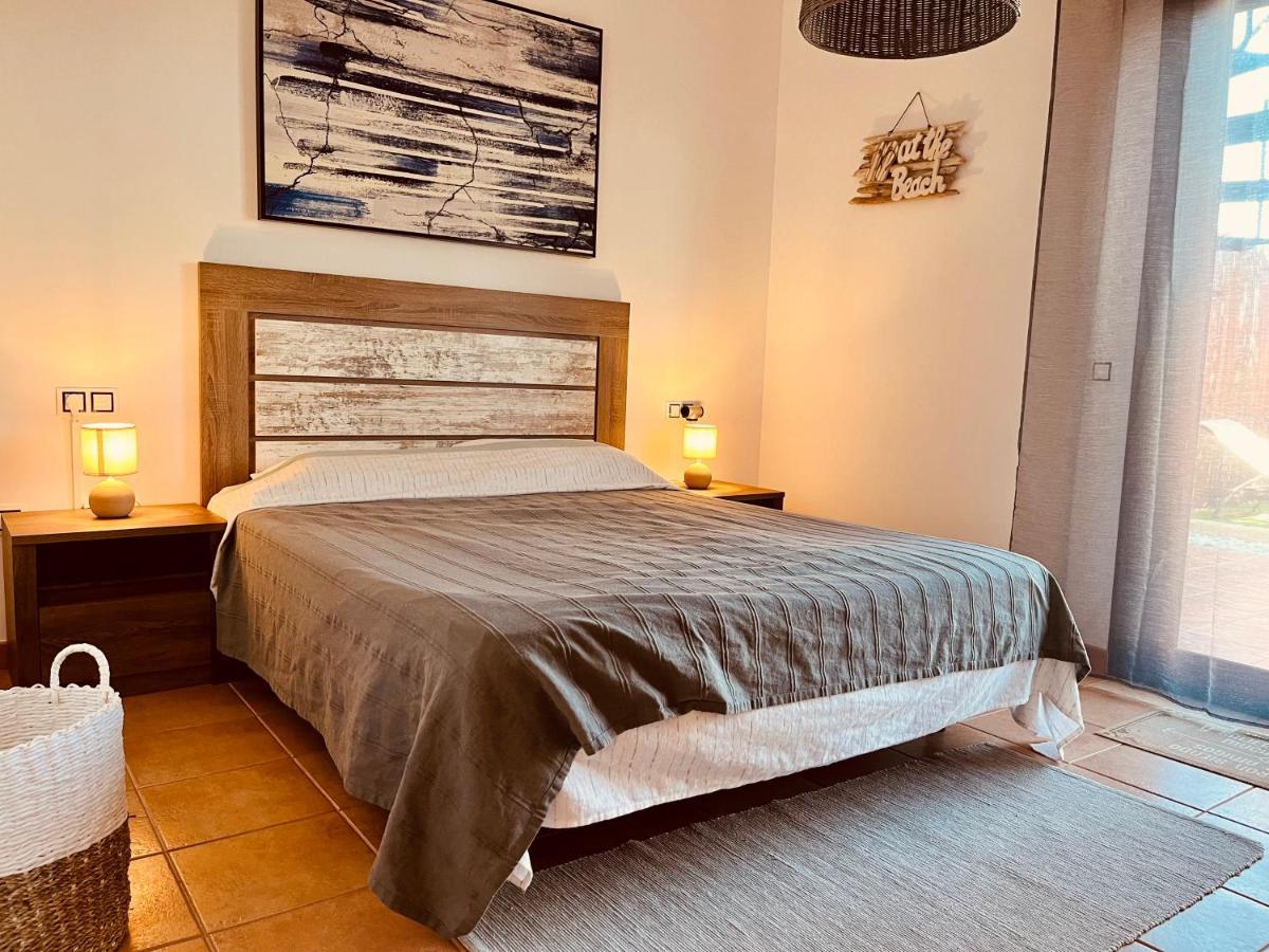 Stillvolle Villa Mit Terrasse, Garten Und Grill Lajares Kültér fotó